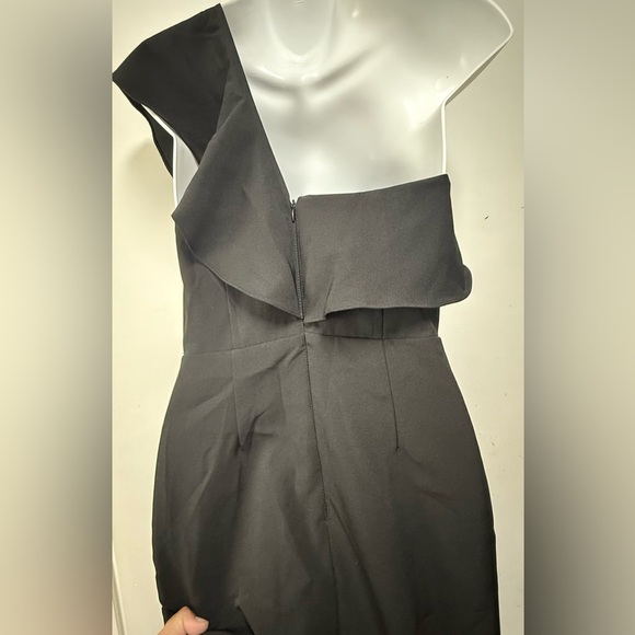 Black Asymmetrical One-Shoulder Cocktail Dress - Picture 4 of 8